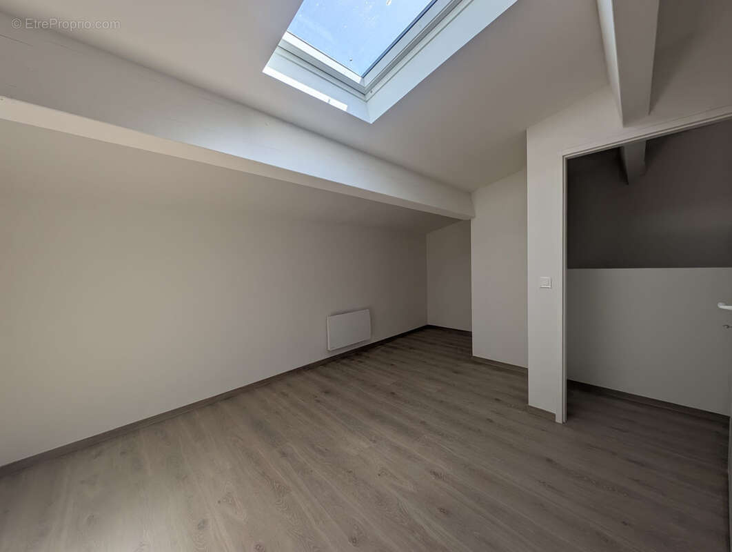 Maison de village entièrement rénovée à ORNAISONS - photo 7
