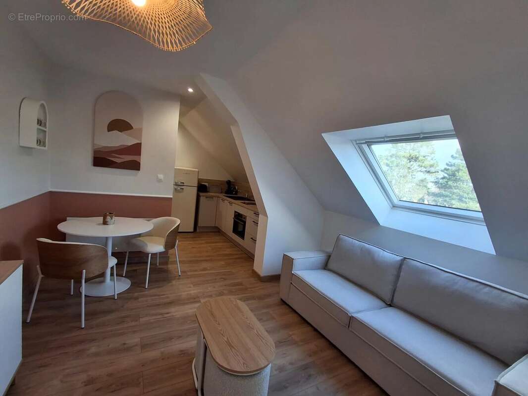 Maison à CAMIERS