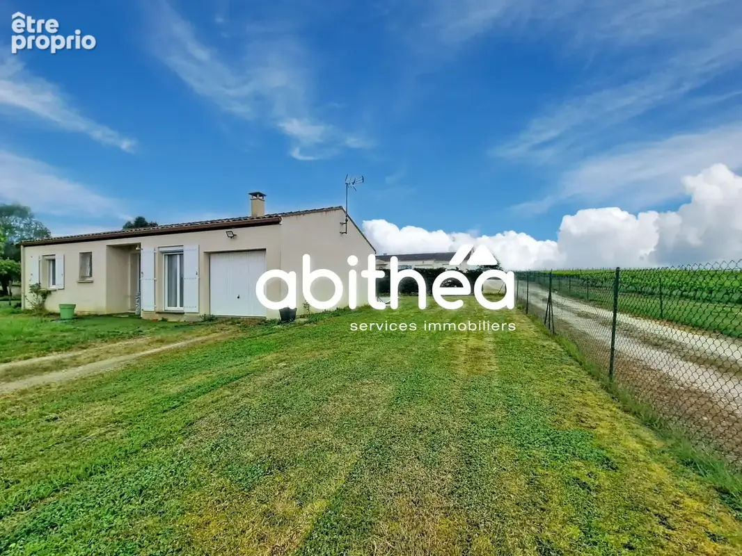 plain pied de 2 chambres  84m2 hab  1050m2 terrain  Saint André de Lidon - photo 2