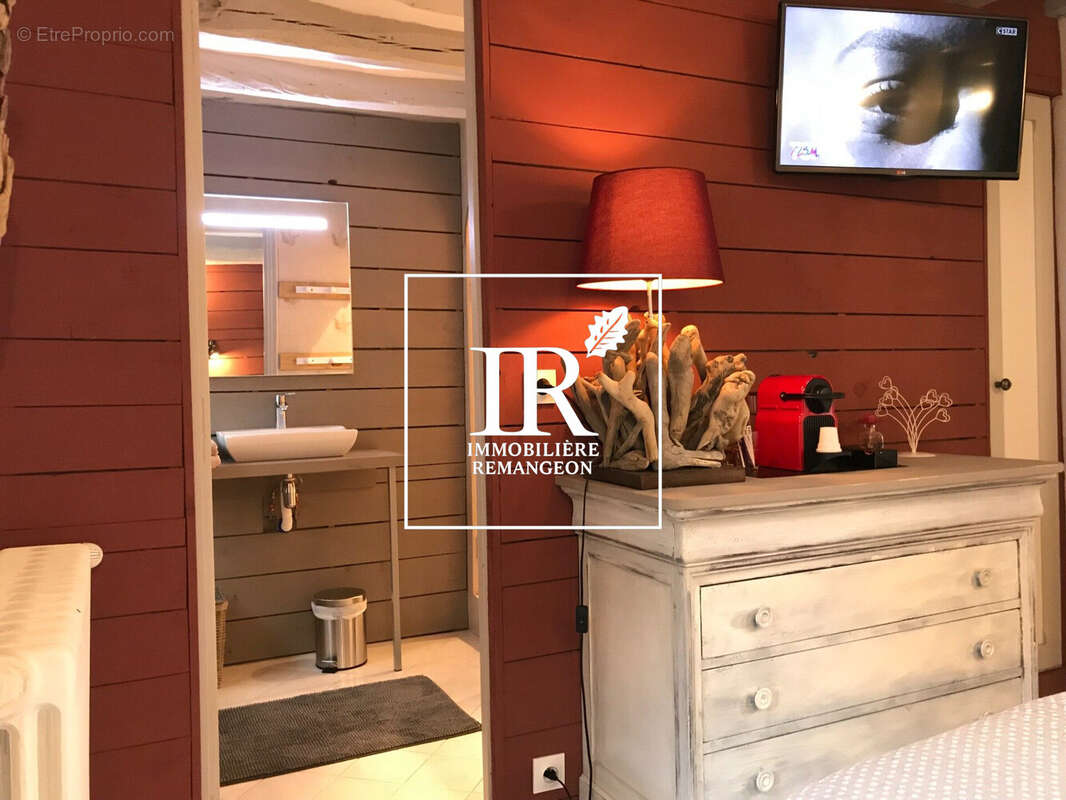 Maison 335 m² à Chaumont-Sur-Tharonne  - photo 9