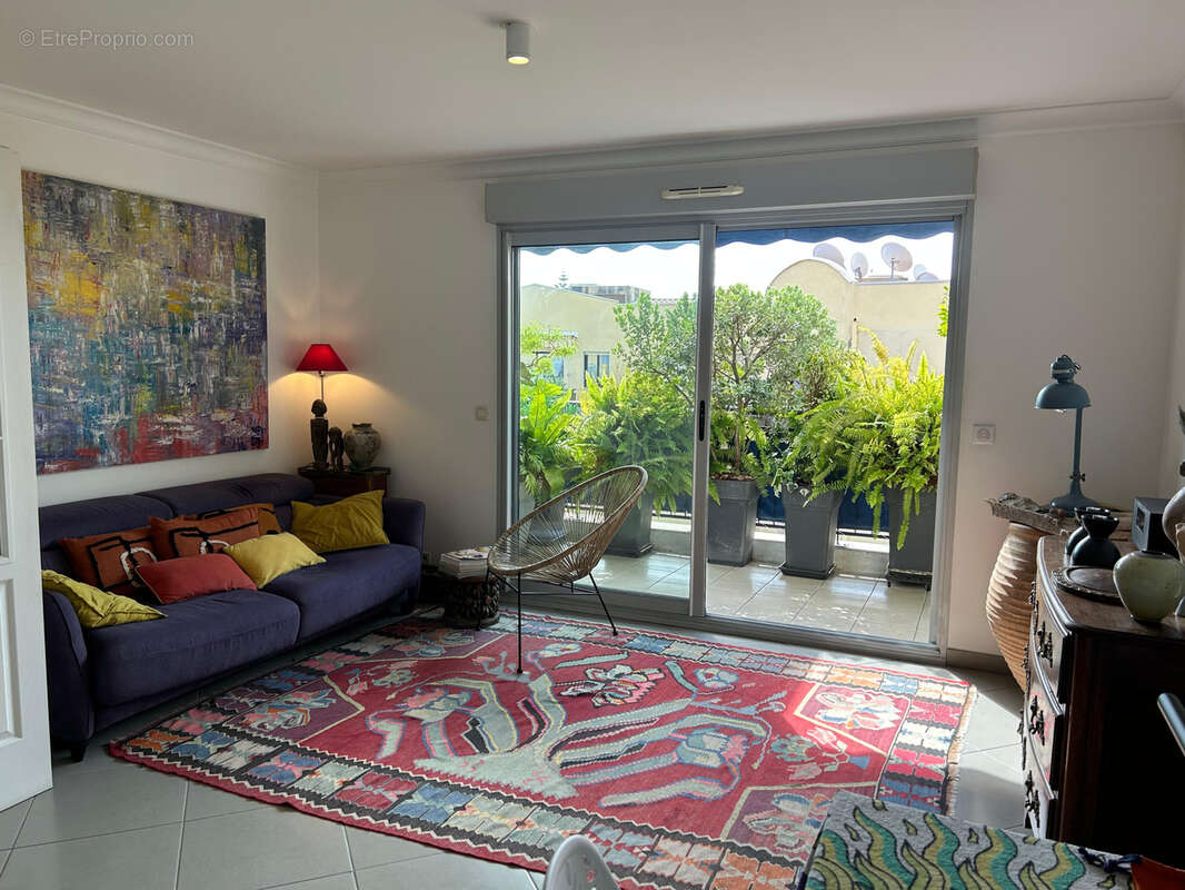 Appartement à BEAULIEU-SUR-MER