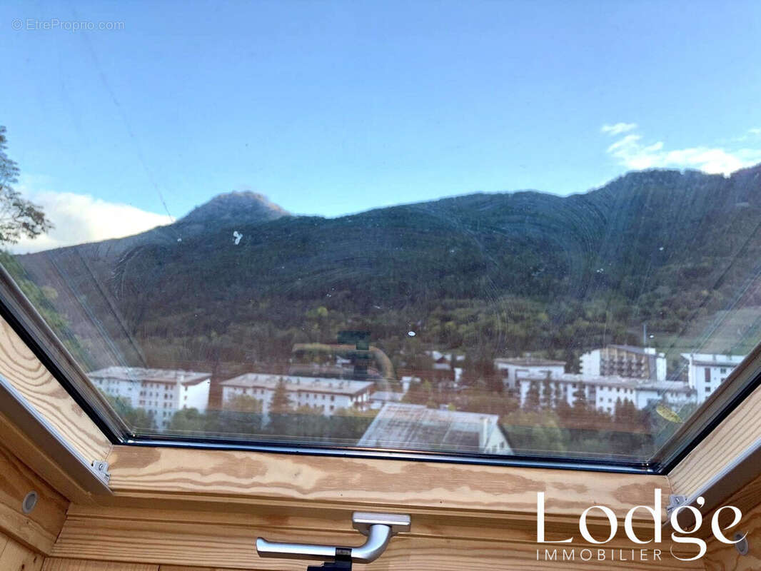 Appartement à LA SALLE-LES-ALPES