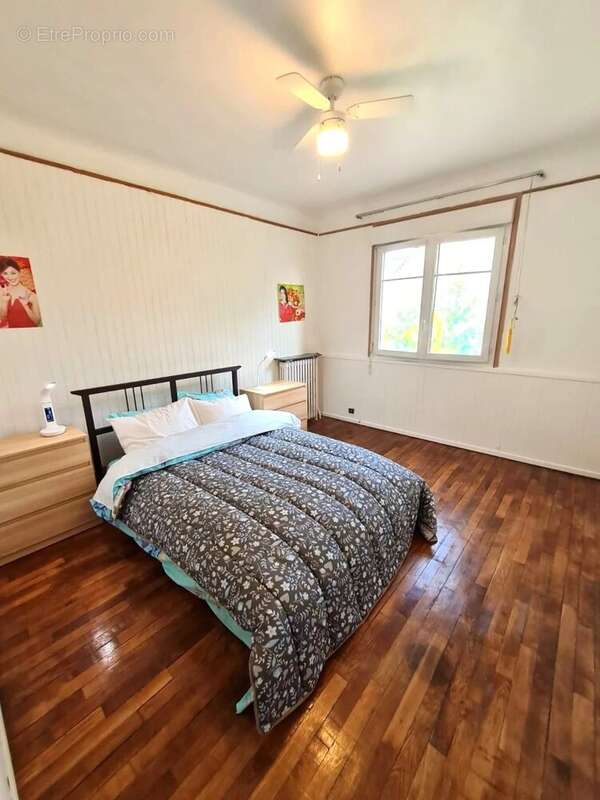 94400 vitry sur seine maison 3 pieces 65.14 m² avec un terrain de 315 m² et une terrasse de 50 m² et une cave et un parking - photo 3