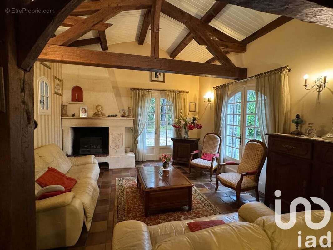 Photo 8 - Maison à MENESPLET