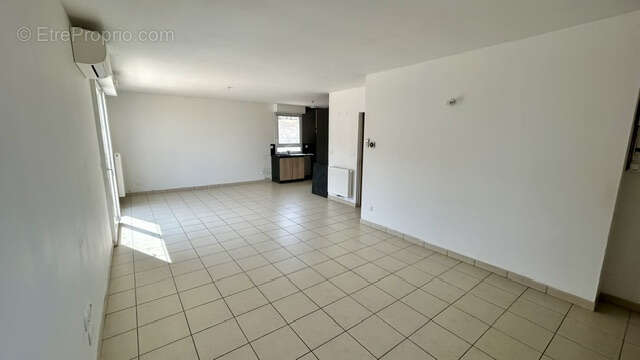 Maison plain-pied de 2019 - 88 m2 - 4 chambres - DPE B - photo 3
