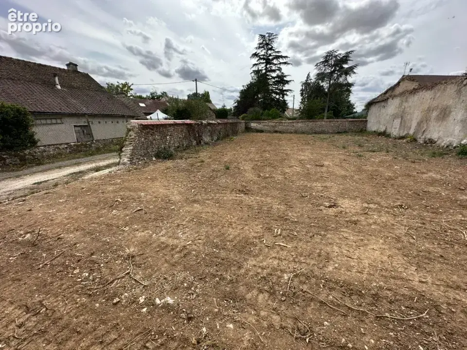 Terrain à SAINT-LUBIN-DE-LA-HAYE