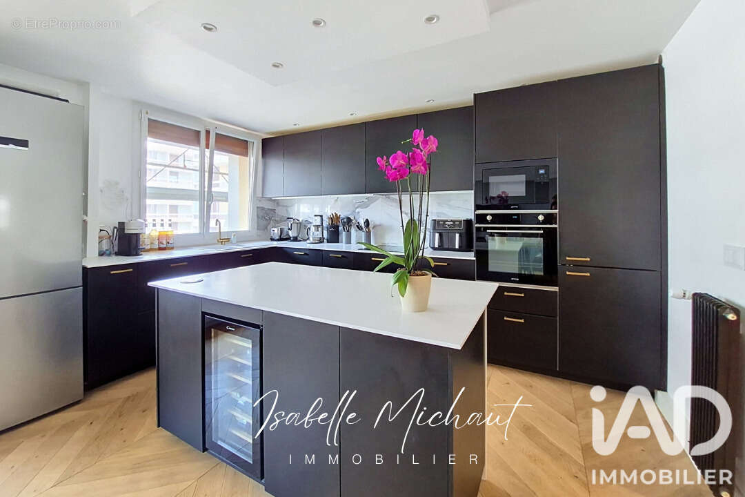 Appartement 82 m² à Poissy  - photo 3