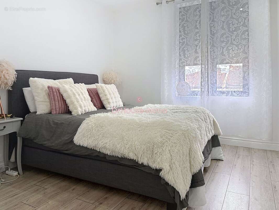 Maison à COULOUNIEIX-CHAMIERS