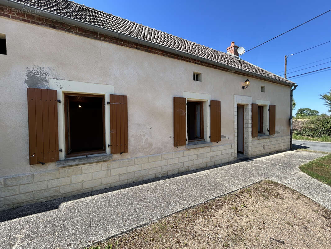 Maison à MALICORNE