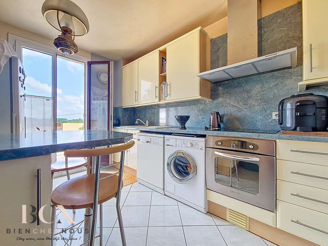 Appartement à PERSAN