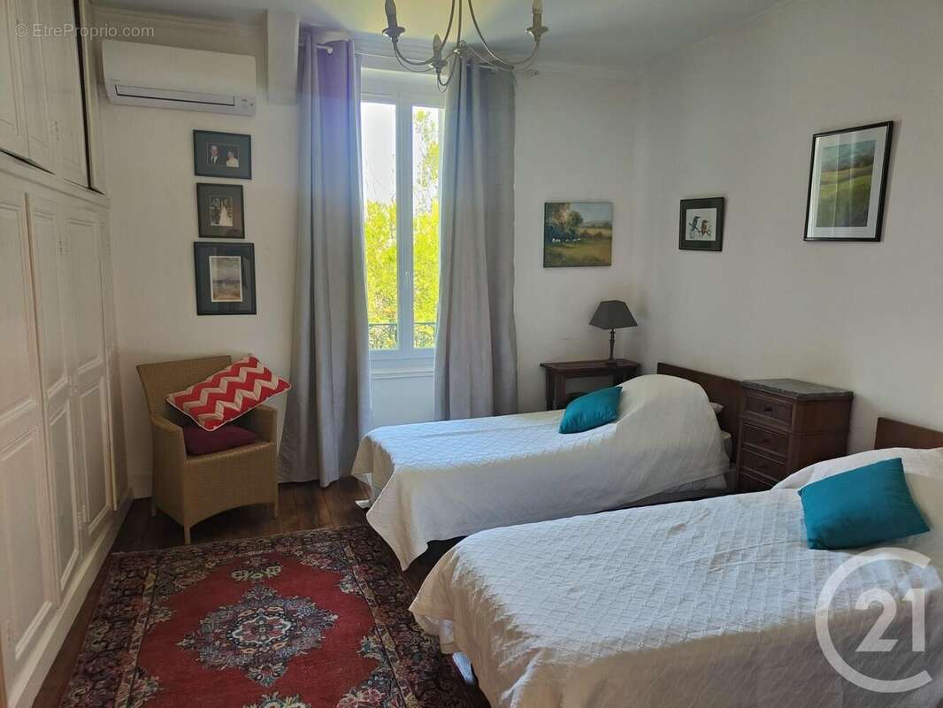 Maison à COSNE-COURS-SUR-LOIRE