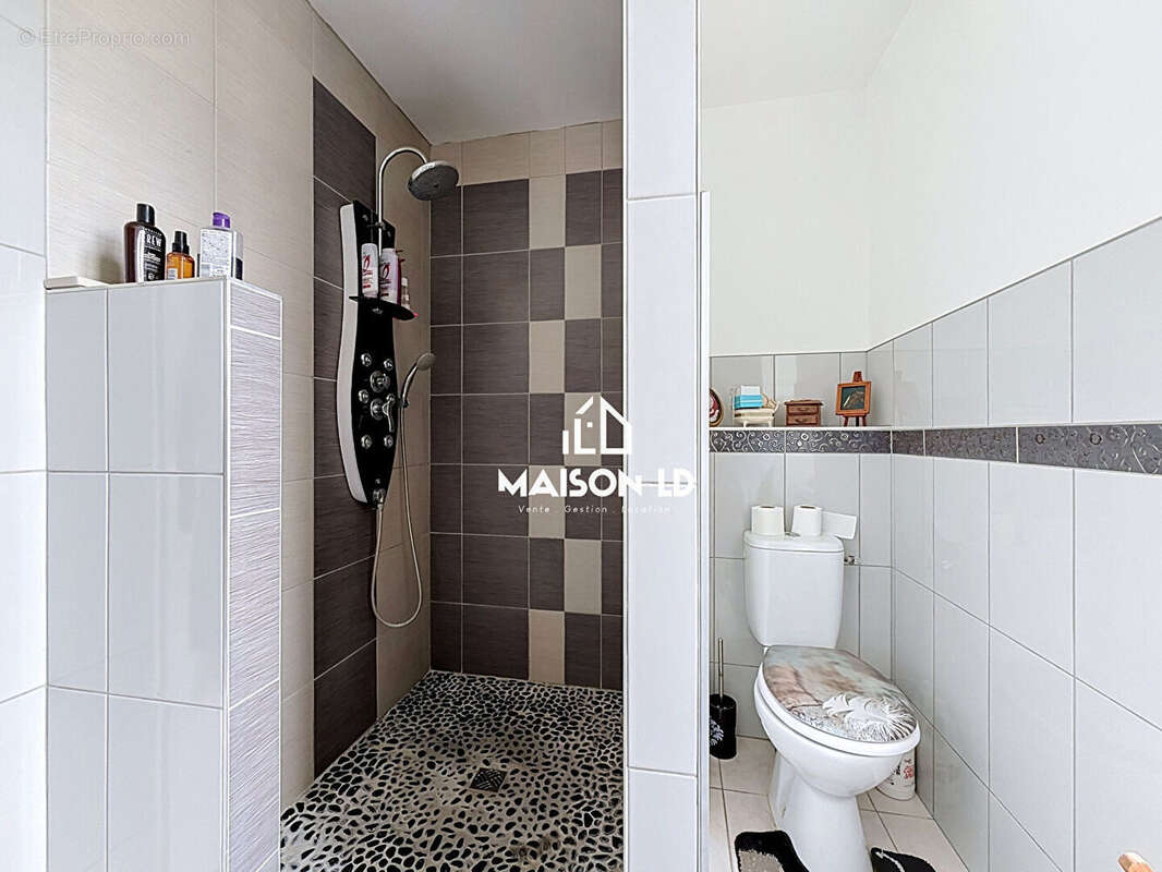 Maison 166 m² + Immeuble  Thaon - photo 5