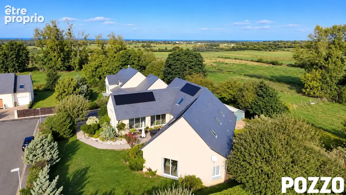 VENTE : Belle propriété aux volumes généreux à Bréville-sur-Mer (50290) - photo 2