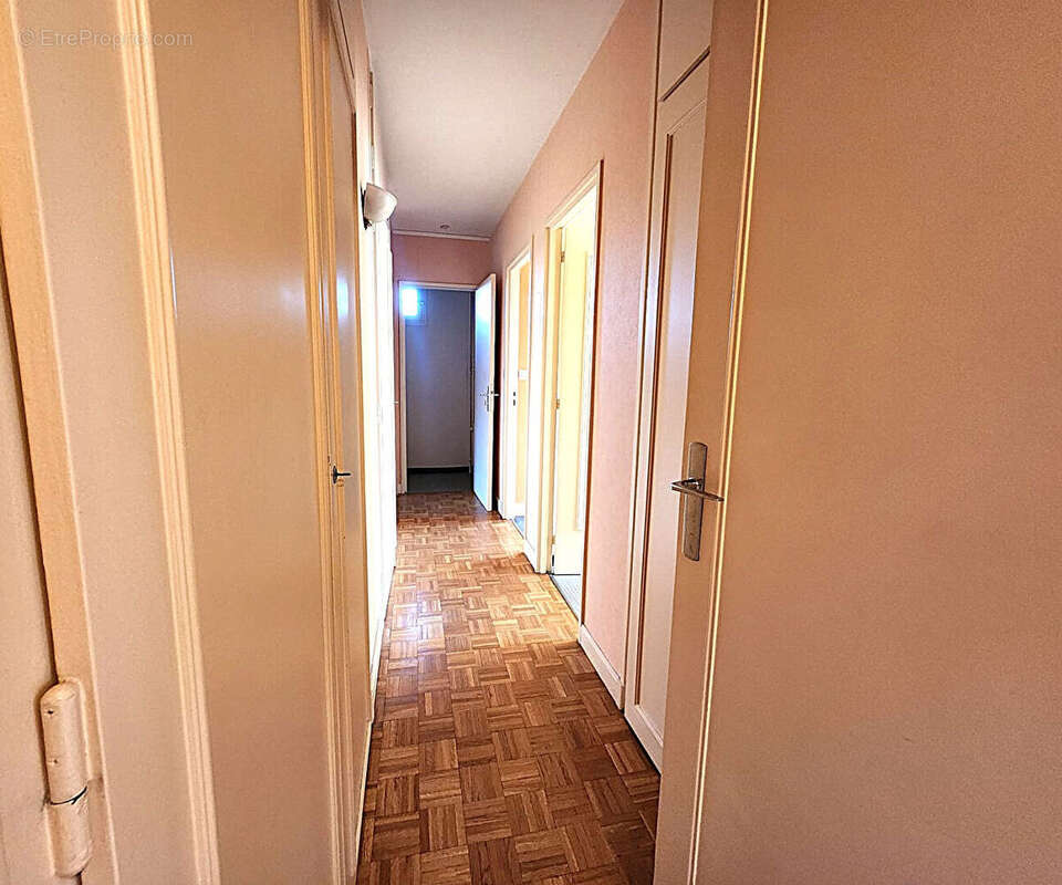 Appartement à DEUIL-LA-BARRE