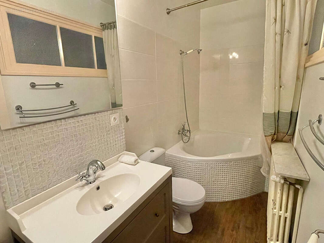 Appartement à LA TOUR-DU-PIN