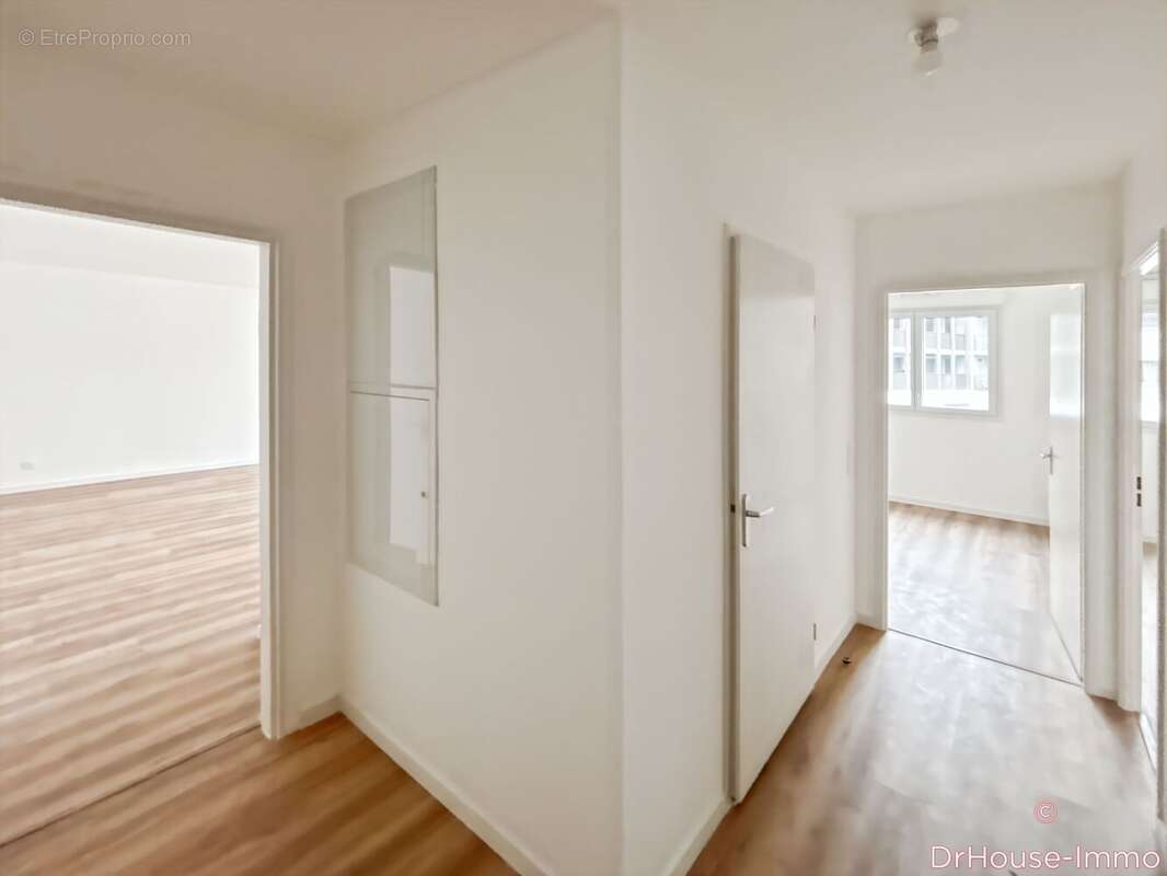 Appartement 62 m² à Merignac  - photo 26