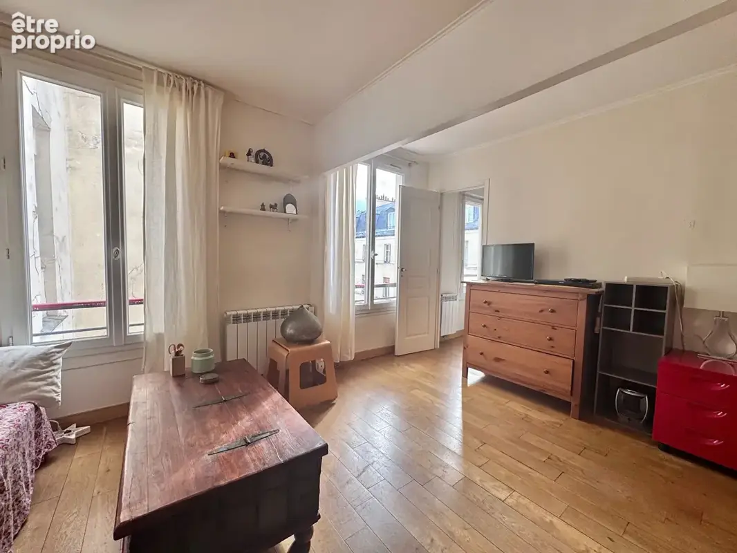 Appartement à PARIS-11E