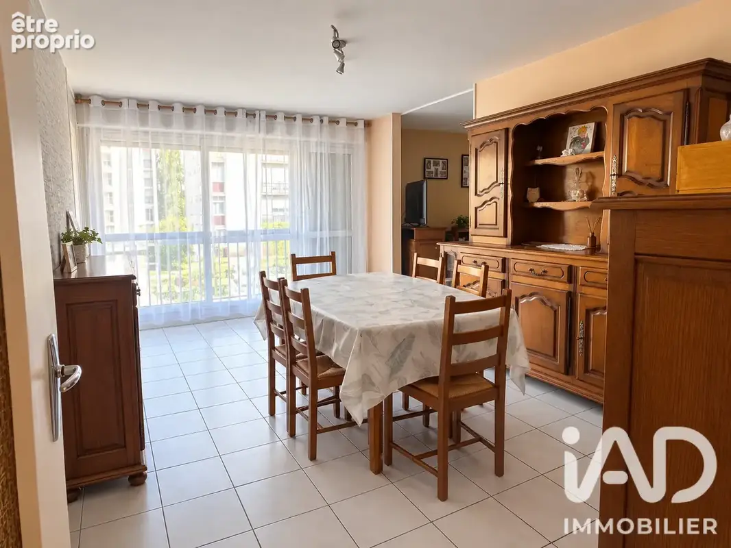 Photo 1 - Appartement à CHALON-SUR-SAONE