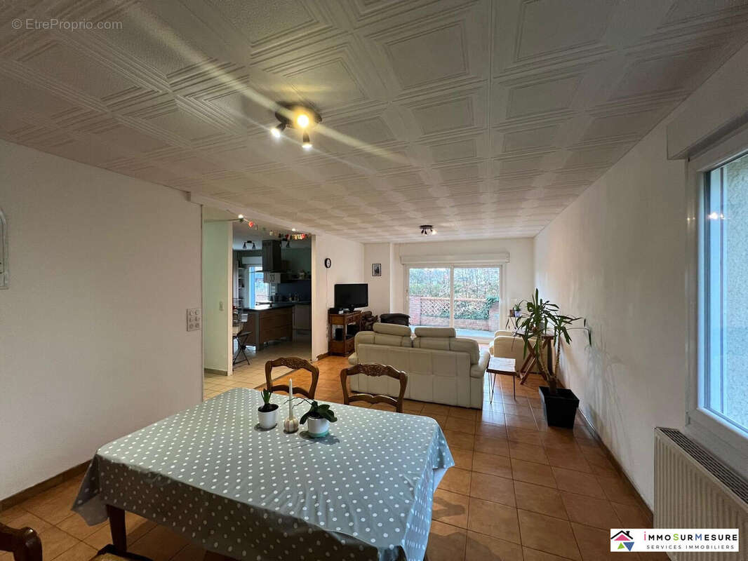 Maison à SAINT-MICHEL-SUR-TERNOISE