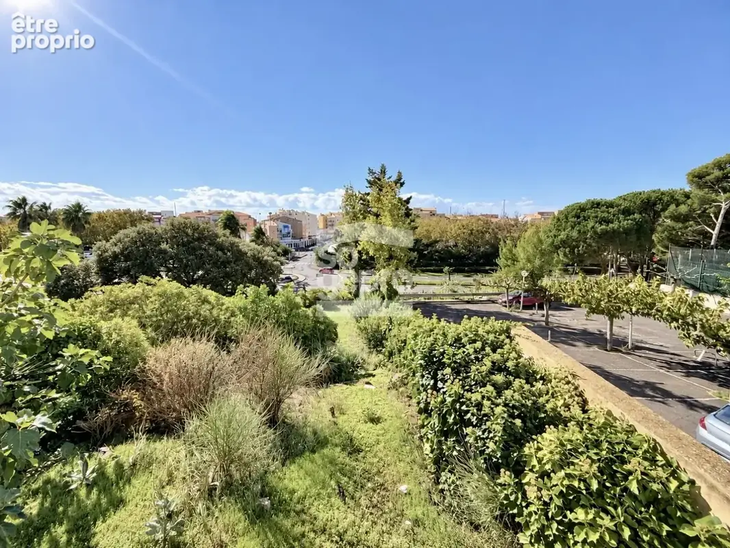 Réf : 2361 - Vente grand 3 Pièces au rez-de-chaussée, secteur Môle ! - photo 3