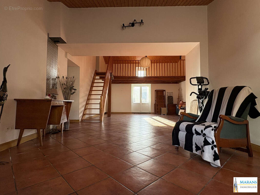Maison à FERRIERES