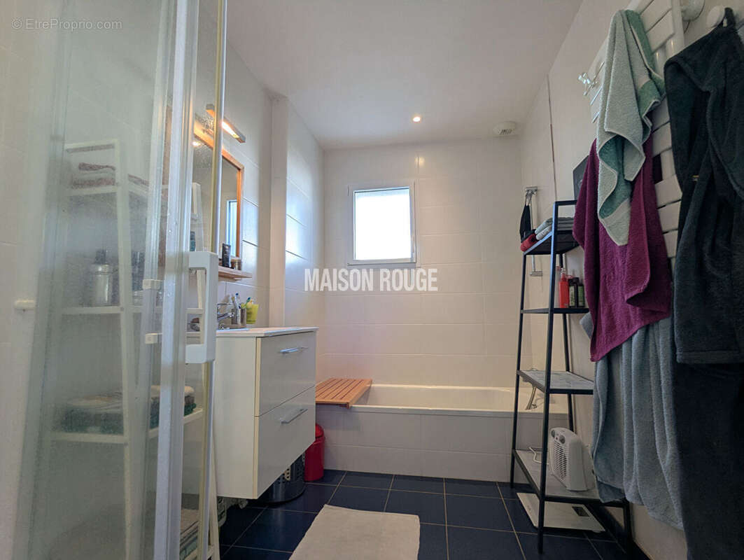 Maison à LOCQUELTAS
