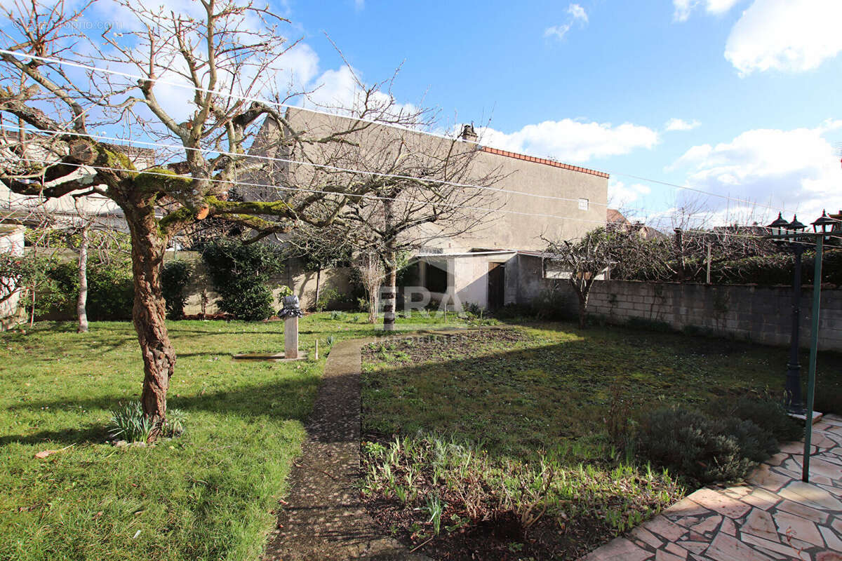 Maison à VILLIERS-SUR-MARNE