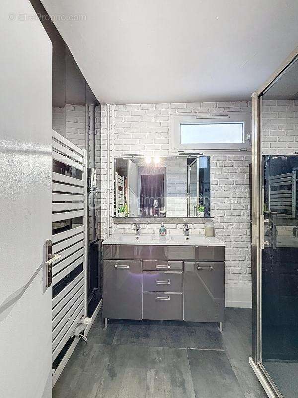 Appartement à BEZONS