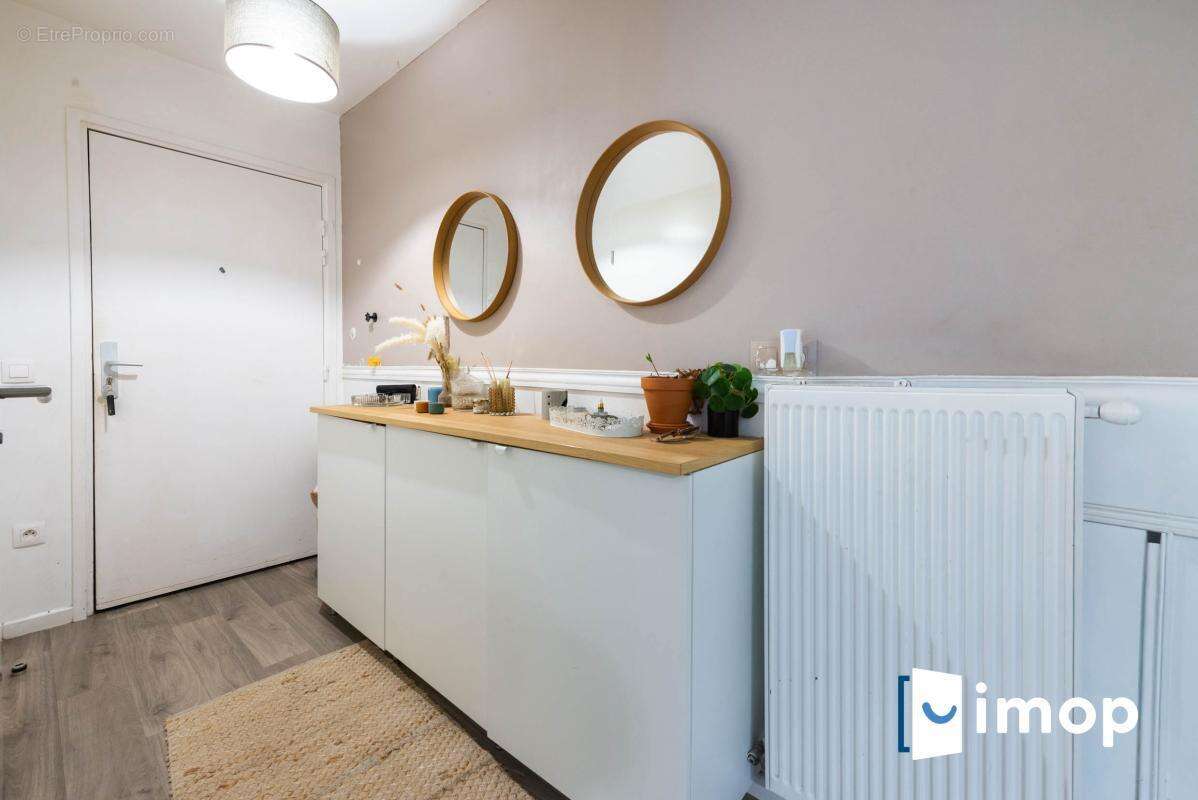Appartement à STAINS