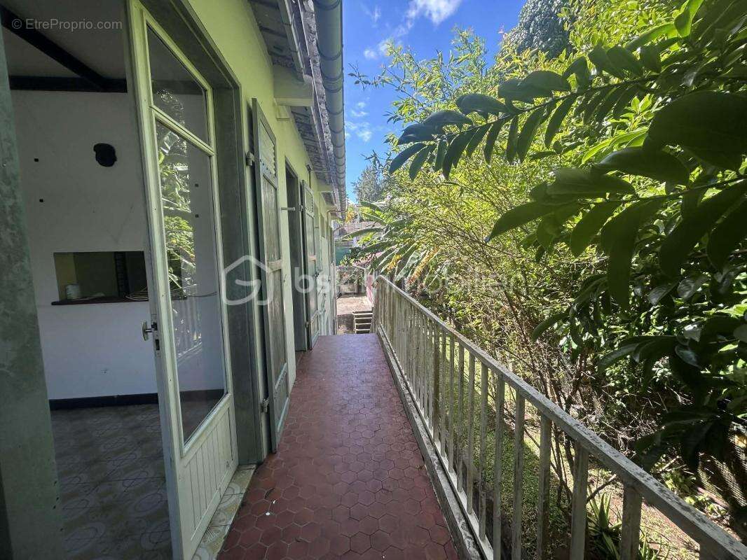 Maison à SAINT-DENIS