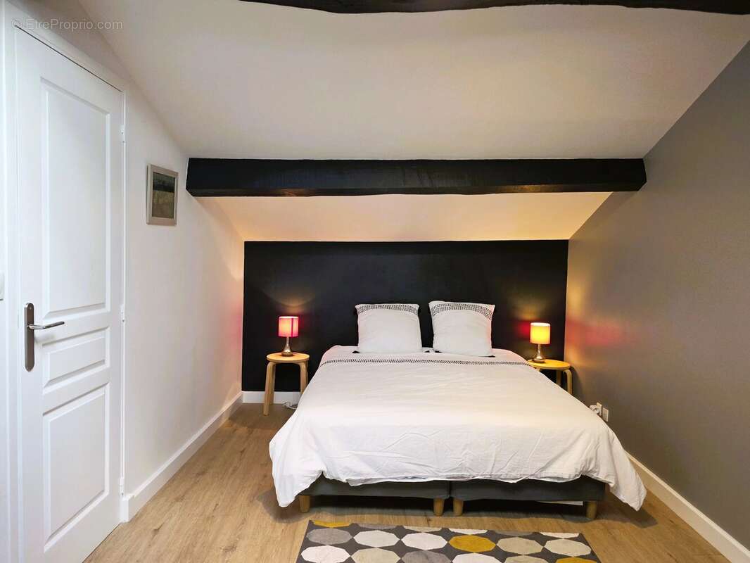 Maison à SAUVETERRE-DE-GUYENNE