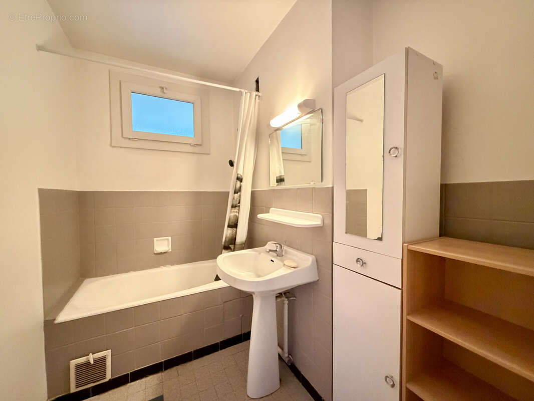 Appartement à TOURNON-SUR-RHONE