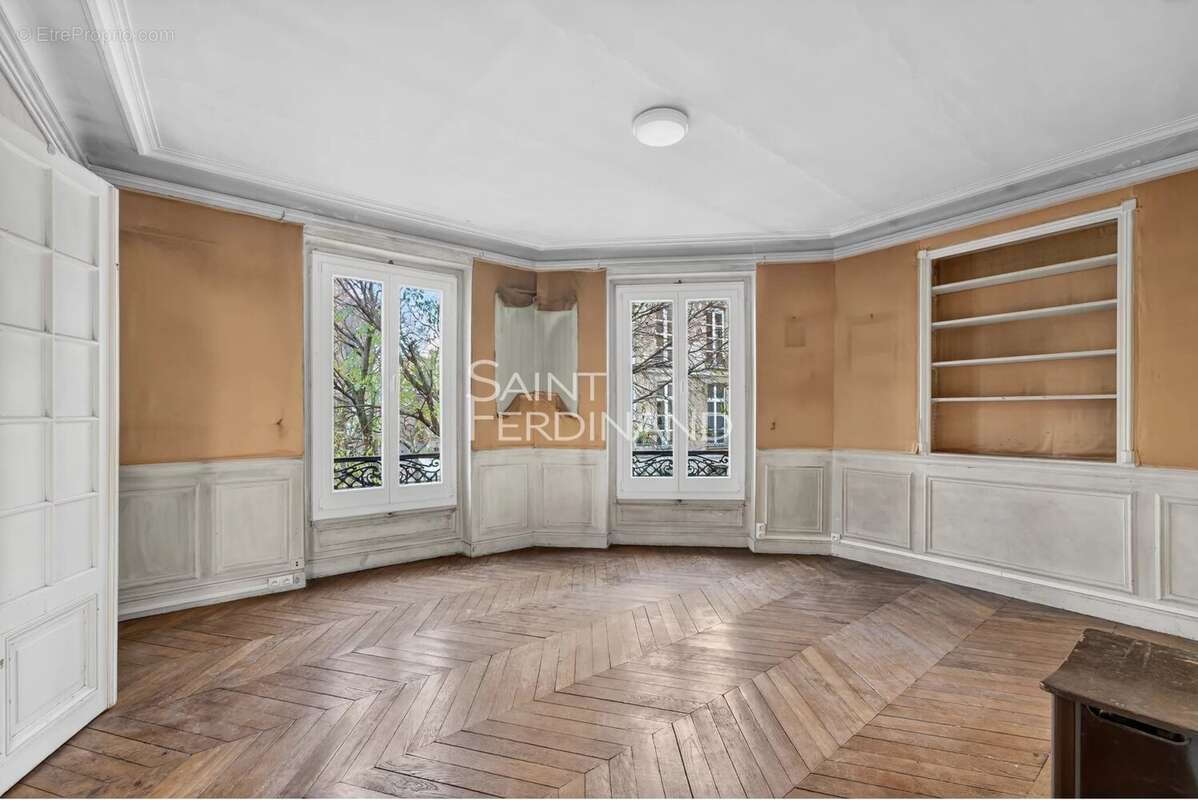 Appartement à PARIS-4E