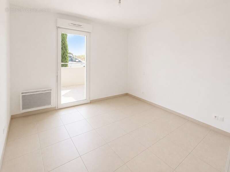 Appartement à BOUJAN-SUR-LIBRON