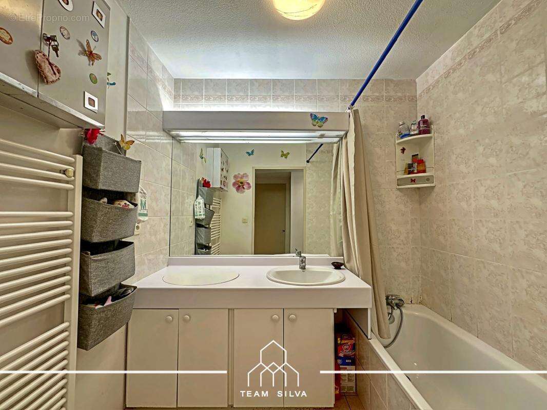 Appartement à LYON-8E