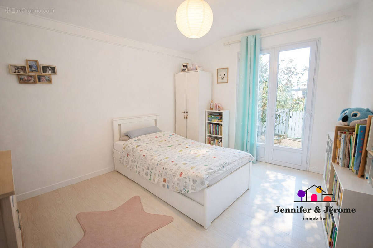 Maison à MONTMORENCY