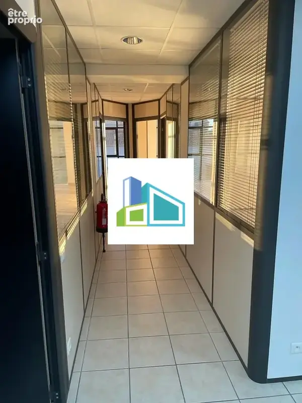 Commerce 118 m² à vendre à Ollioules (83190) - photo 3