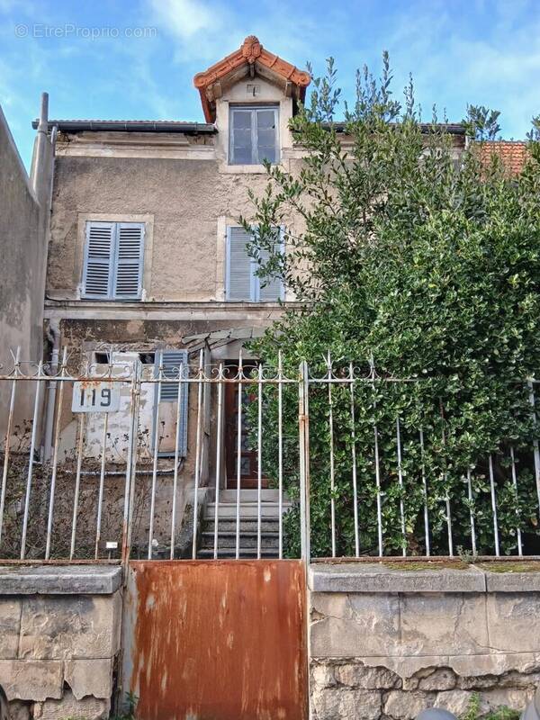 Maison à CARRIERES-SUR-SEINE