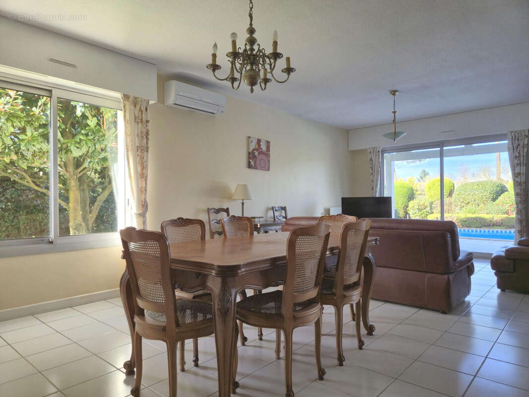Maison 148 m² à Pessac  - photo 7