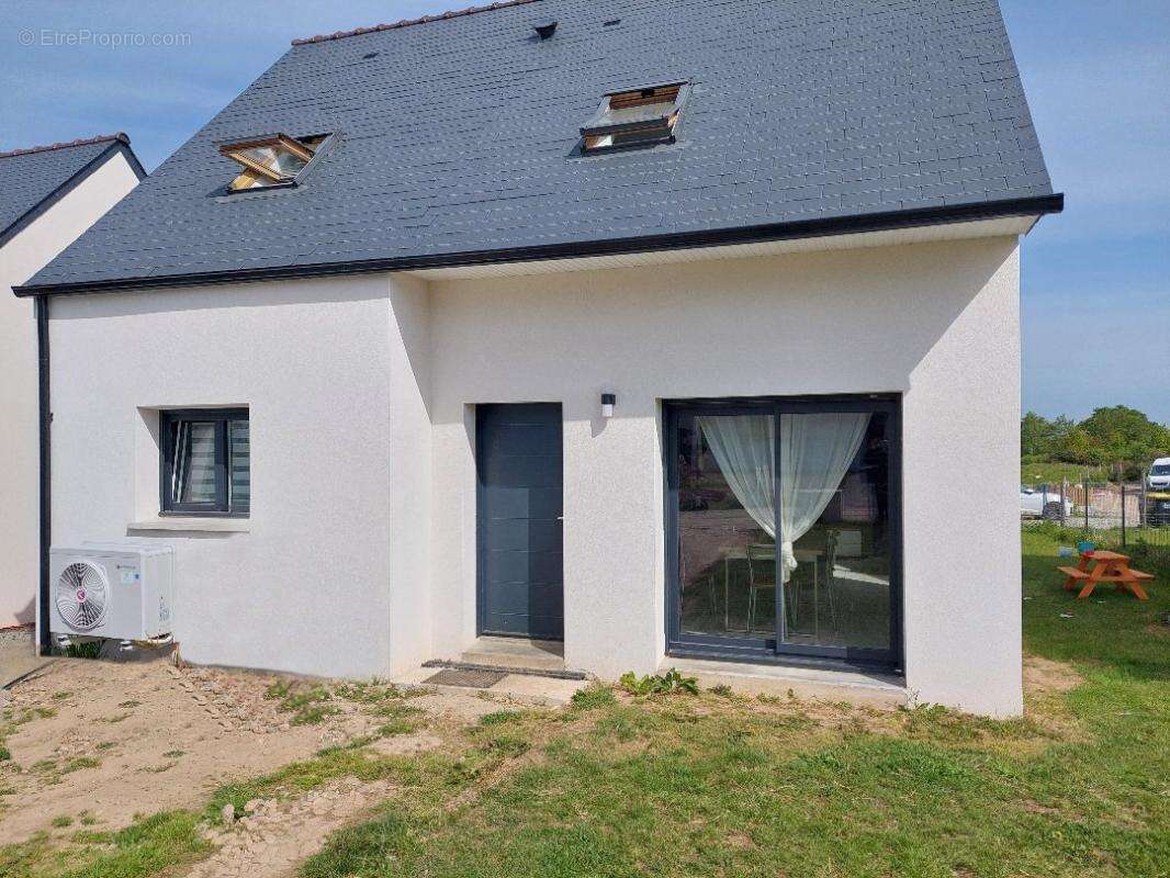 Maison à PLOERMEL