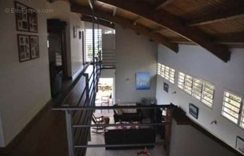 Maison à PETIT-BOURG