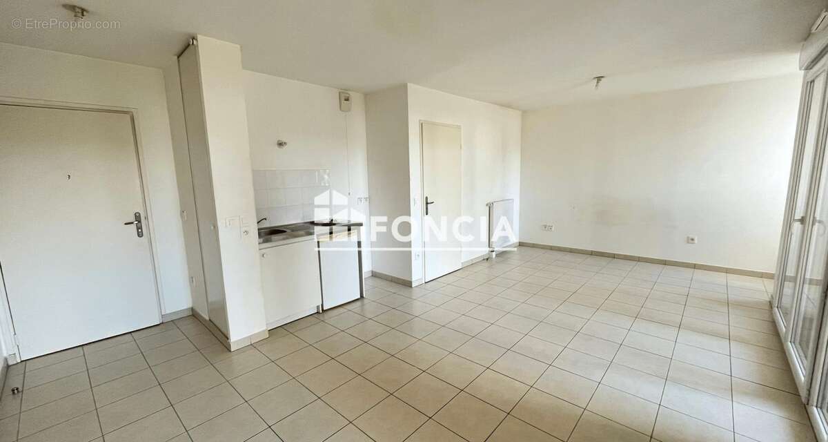 Appartement à ELANCOURT