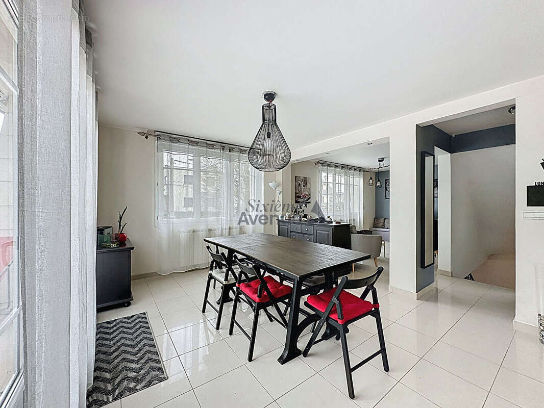 Maison à NOISY-LE-GRAND