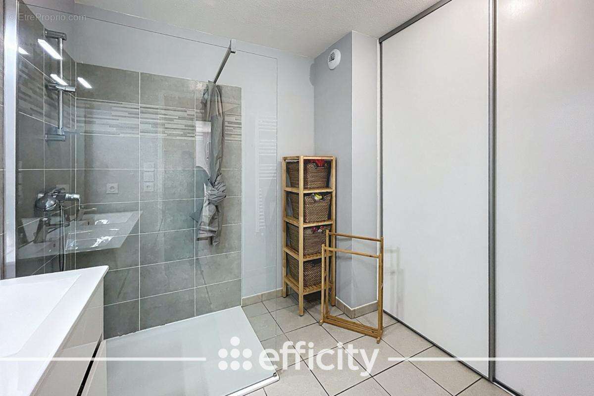 Appartement à GIVORS