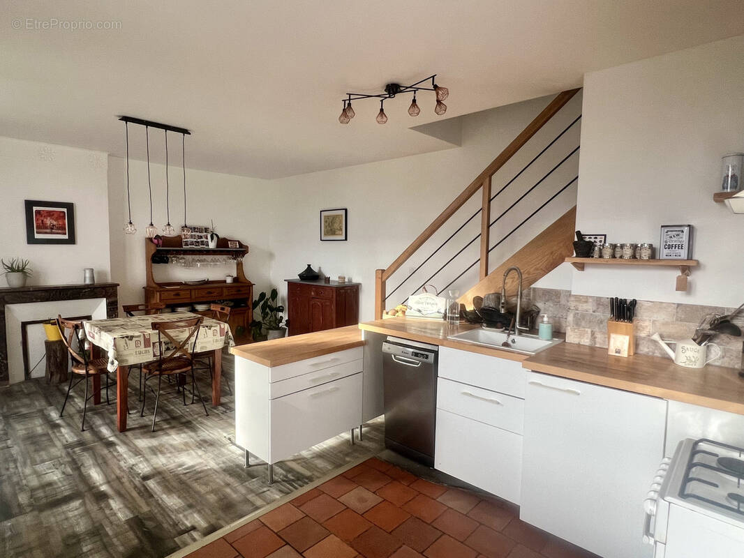 Maison à NOIZAY