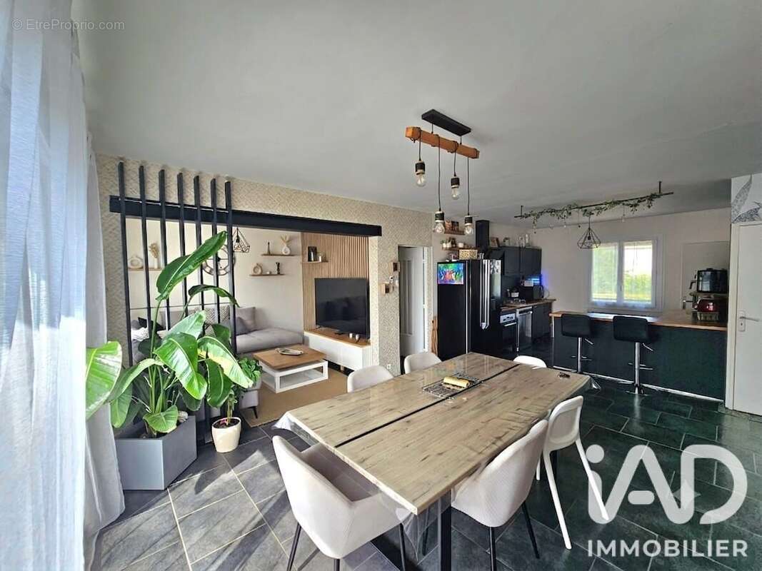 Photo 4 - Maison à LA MEMBROLLE-SUR-CHOISILLE