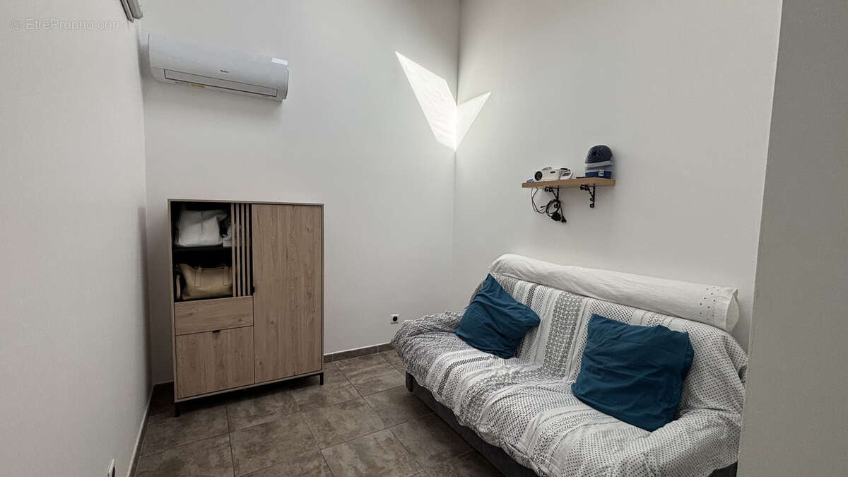 Maison à MONTELIMAR