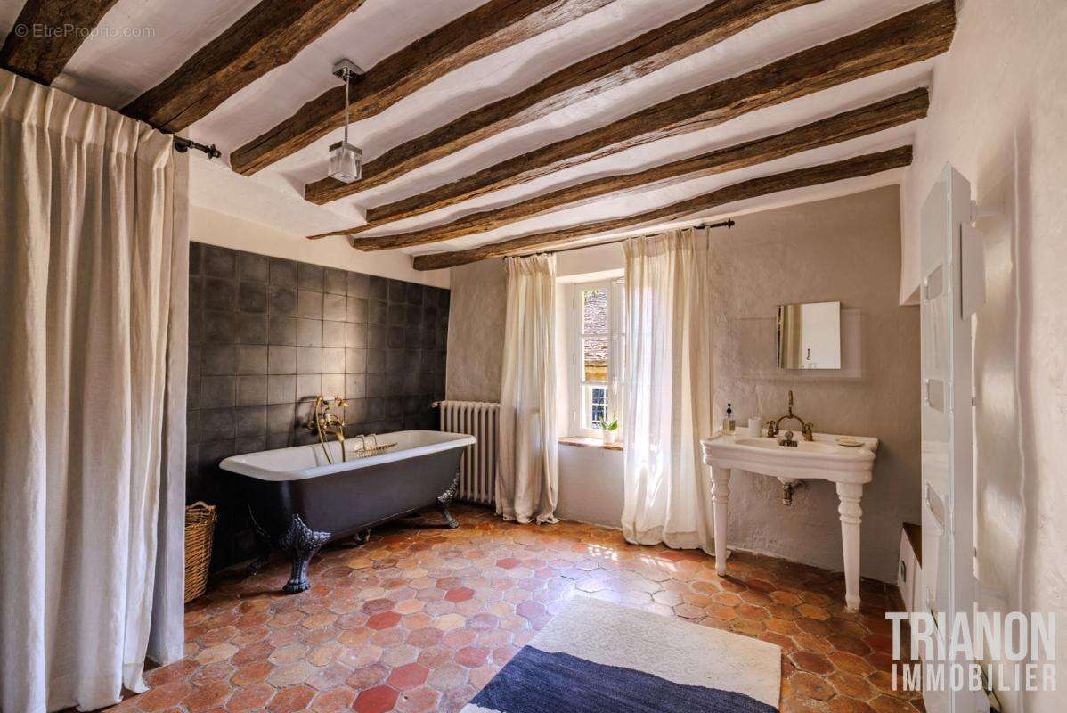 Maison à FEUCHEROLLES