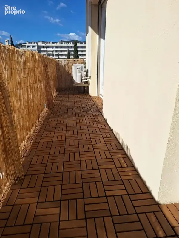 Appartement climatisé de 3 pièces de 80 m2 avec terrasse et cave - photo 4