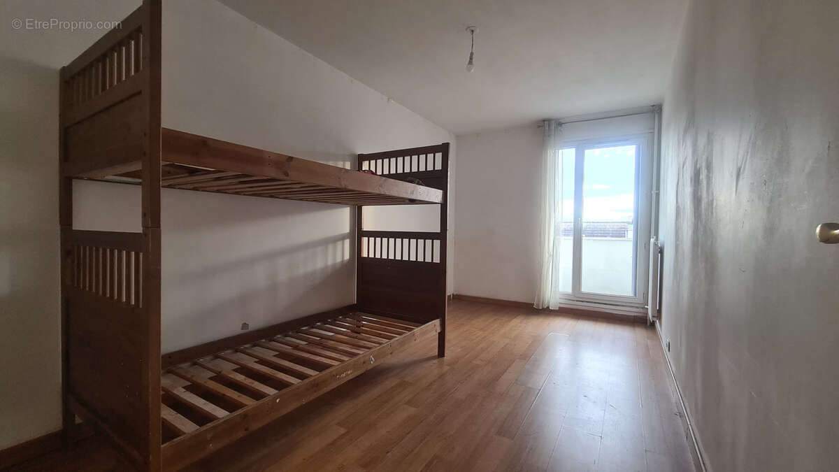 Appartement à THIAIS